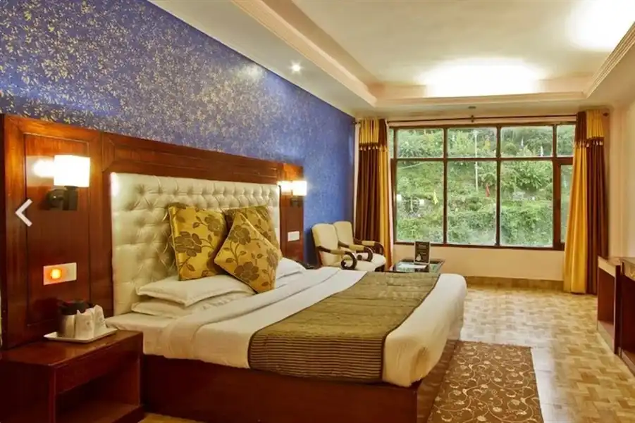 Royal Park Resort and Spa Manali Deluxe room