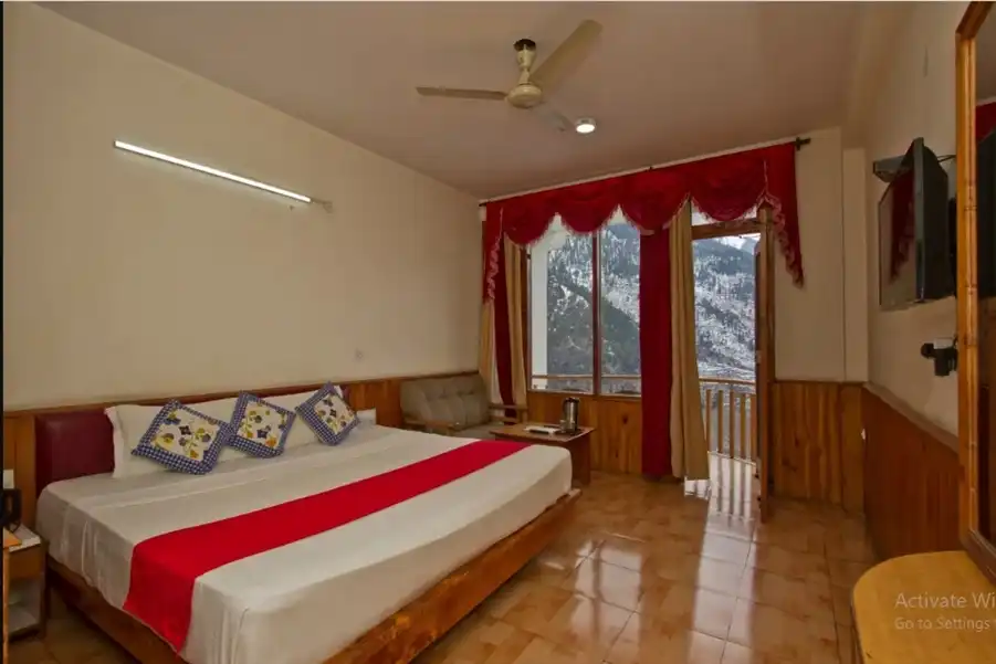 Sarthak Resort Manali Deluxe valley view room