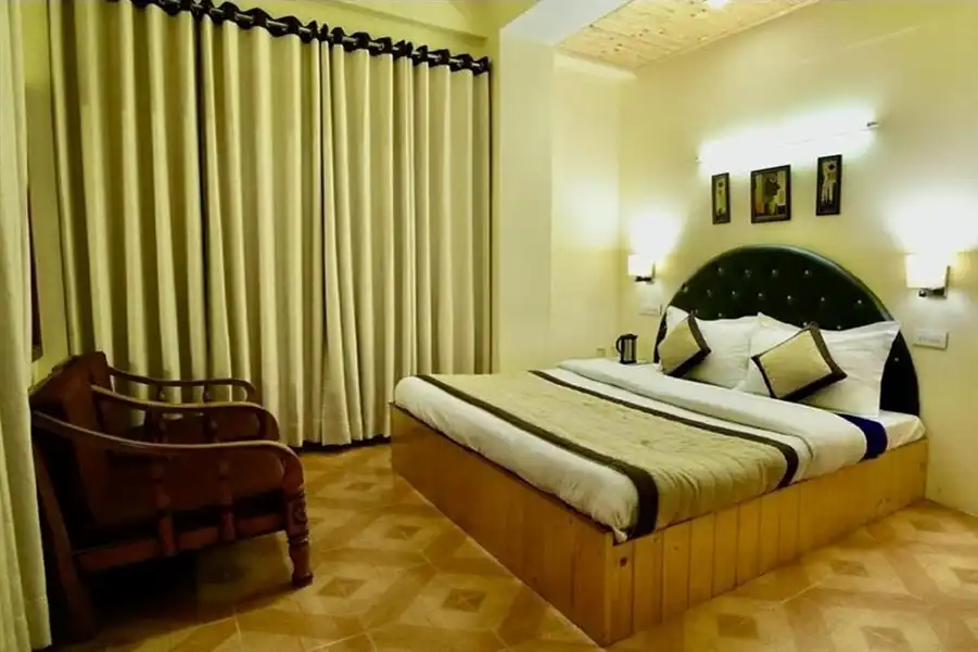 Utopia Resort and Spa Manali Family suite with private balcony room