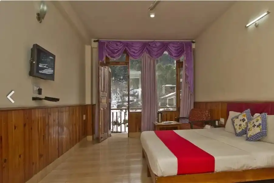 Sarthak Resort Manali Economy room
