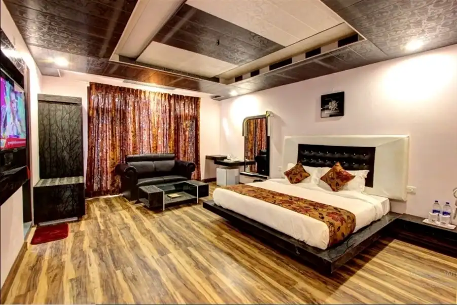 The Moniker Resort and Spa Manali Premium room
